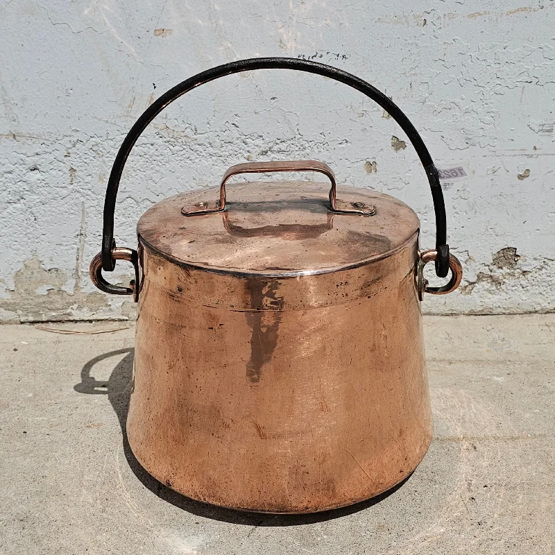 Dust - Resistant Industrial Lighting for Dirty WorkspacesFrench Copper Iron Handled Cauldron