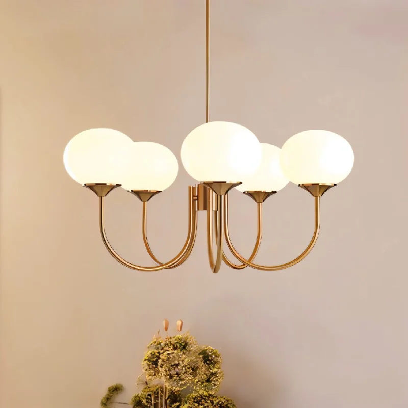 Chandeliers with Clear Crystal for a Sparkling EffectAmelia Chandelier - Open Box