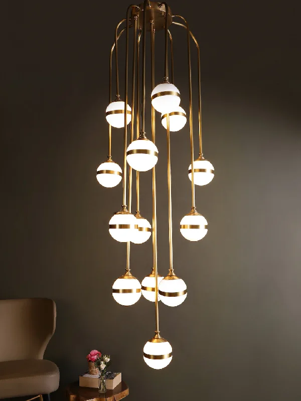 Incandescent Chandeliers for a Warm and Traditional GlowAquille Chandelier