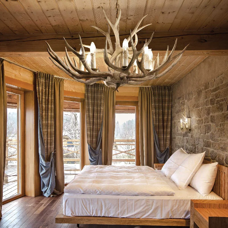 Chandeliers with Frosted Glass for a Softer Light DiffusionRustic 8 Light Metal Horn Chandelier