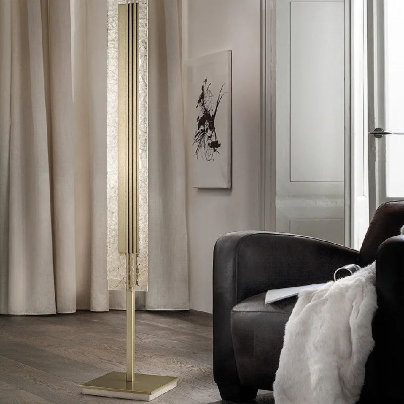 USB Charging Port Floor Lamp for Convenient Device ChargingArtide PI 3/336 Floor Lamp USB Charging Port Floor Lamp for Convenient Device ChargingArtide PI 3/336 Floor Lamp