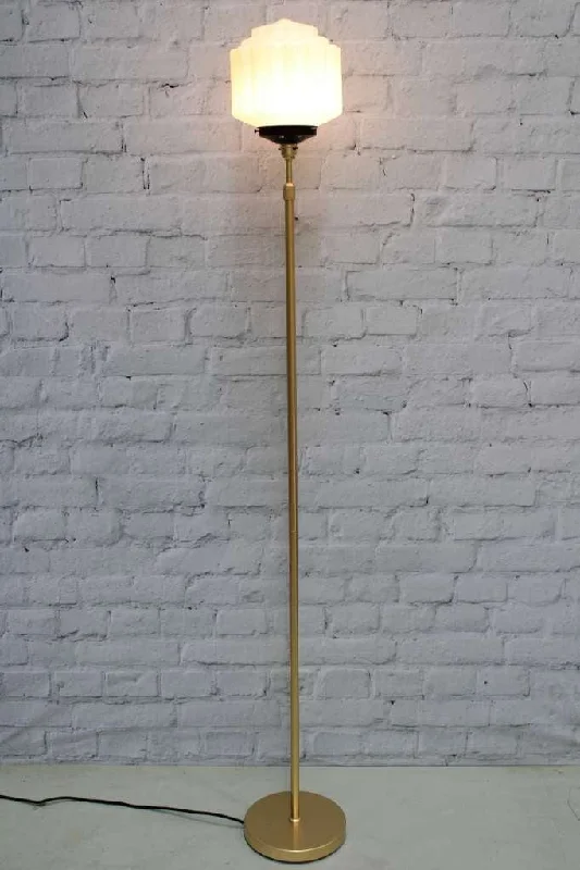 Modern Minimalist Floor Lamp for Contemporary Living RoomsDeco Glass Floor Lamp
