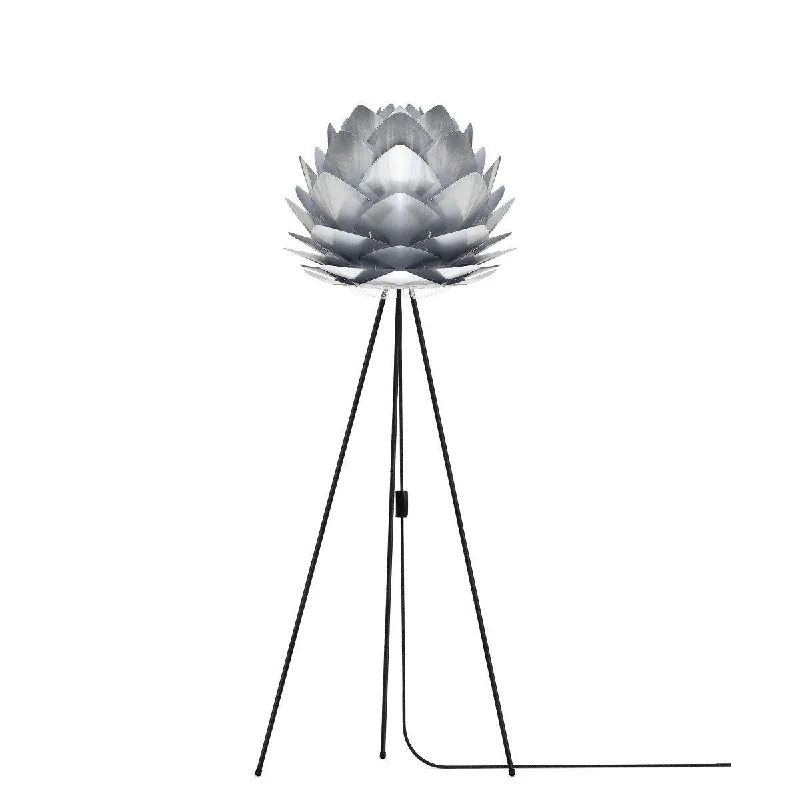 Victorian Style Floor Lamp for Traditional and Elegant InteriorsSilvia Floor Lamp