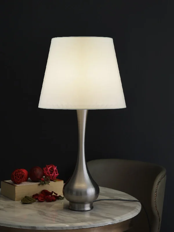 metal table lamps with a matte black finish for a sleek appearanceHalston Table Lamp metal table lamps with a matte black finish for a sleek appearanceHalston Table Lamp